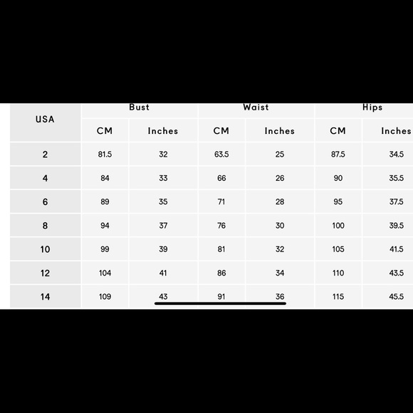 Stunning Lavish Alice cape Dress - Picture 7 of 7